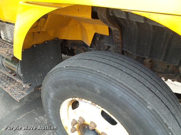 image for item DB2176 2003 International 7400 dump truck