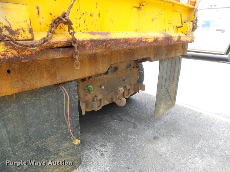 image for item DB2176 2003 International 7400 dump truck