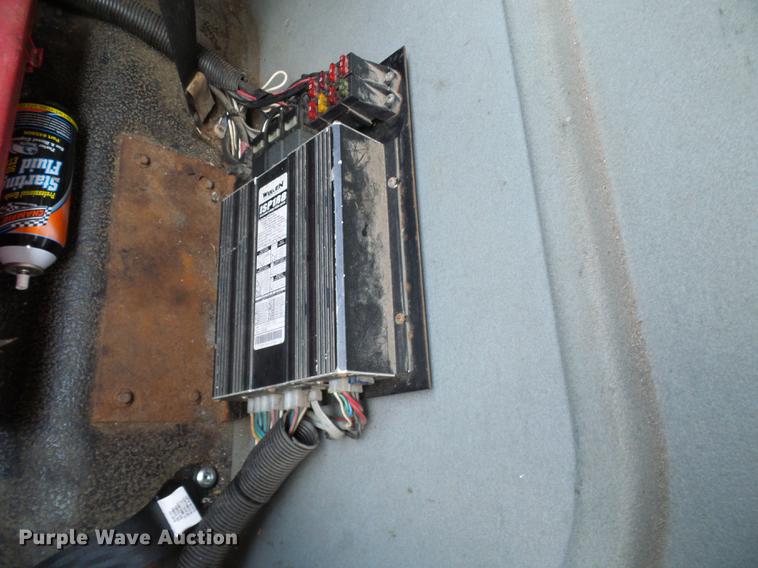 image for item DB2176 2003 International 7400 dump truck