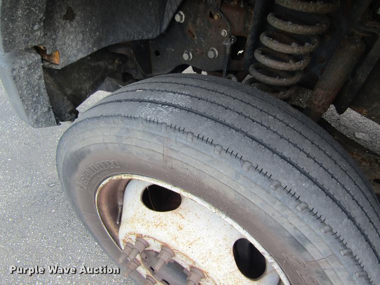 image for item DB2177 2008 Ford F550 Super Duty Crew Cab dump truck