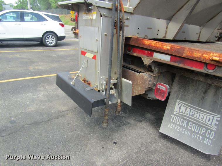 image for item DB2177 2008 Ford F550 Super Duty Crew Cab dump truck