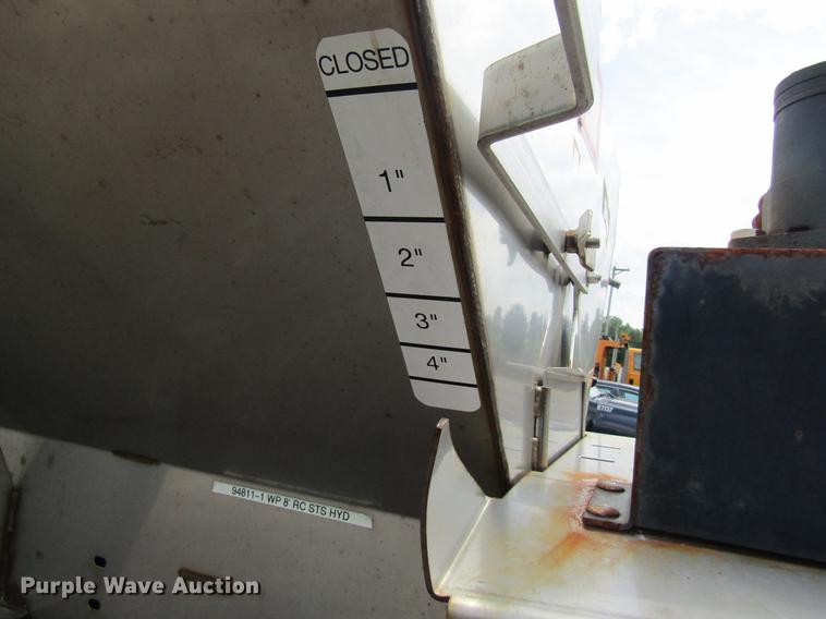 image for item DB2177 2008 Ford F550 Super Duty Crew Cab dump truck