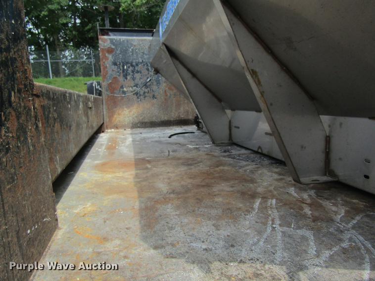 image for item DB2177 2008 Ford F550 Super Duty Crew Cab dump truck