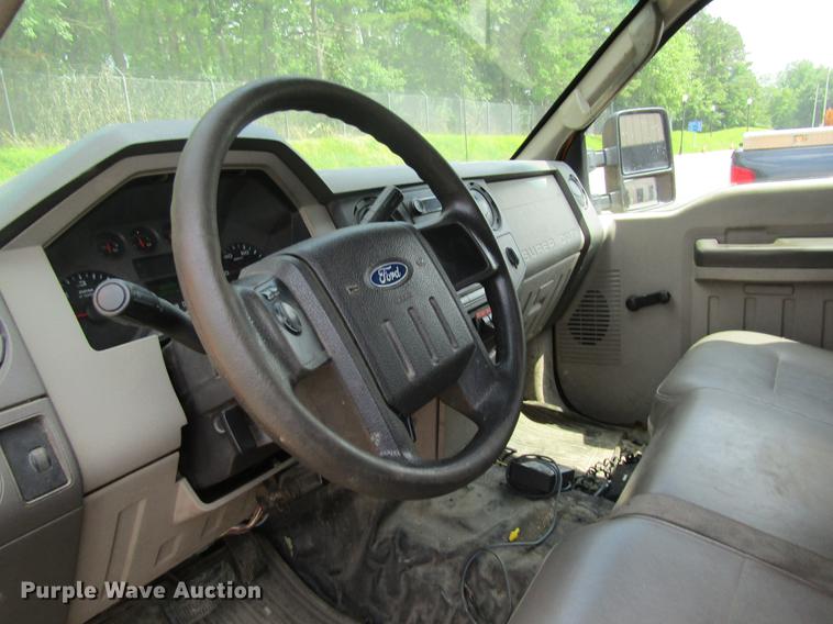 image for item DB2177 2008 Ford F550 Super Duty Crew Cab dump truck