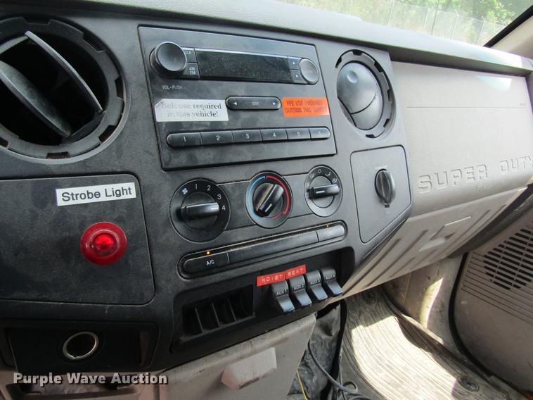 image for item DB2177 2008 Ford F550 Super Duty Crew Cab dump truck