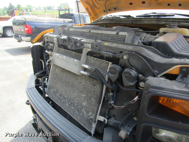 image for item DB2177 2008 Ford F550 Super Duty Crew Cab dump truck