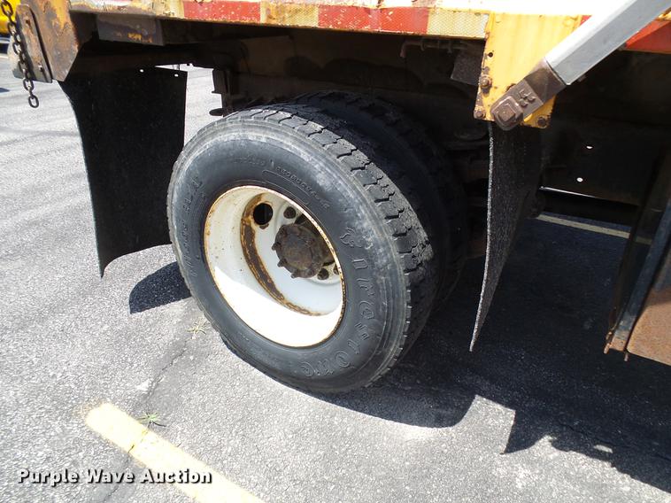 image for item DB2179 2005 International 7400 Crew Cab dump truck