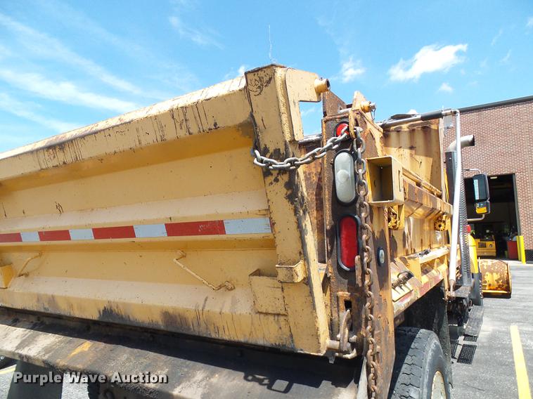 image for item DB2179 2005 International 7400 Crew Cab dump truck