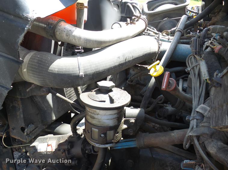 image for item DB2179 2005 International 7400 Crew Cab dump truck