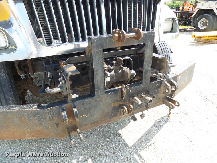 image for item DB2180 2006 International 7400 dump truck