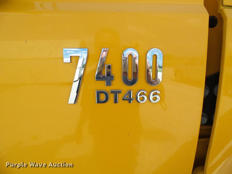 image for item DB2180 2006 International 7400 dump truck