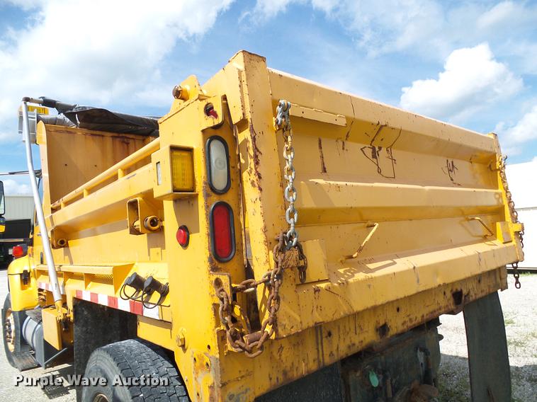 image for item DB2180 2006 International 7400 dump truck