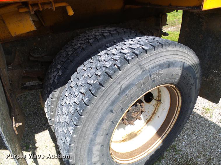 image for item DB2180 2006 International 7400 dump truck