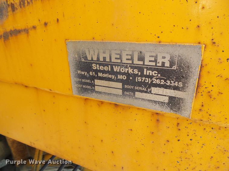 image for item DB2180 2006 International 7400 dump truck