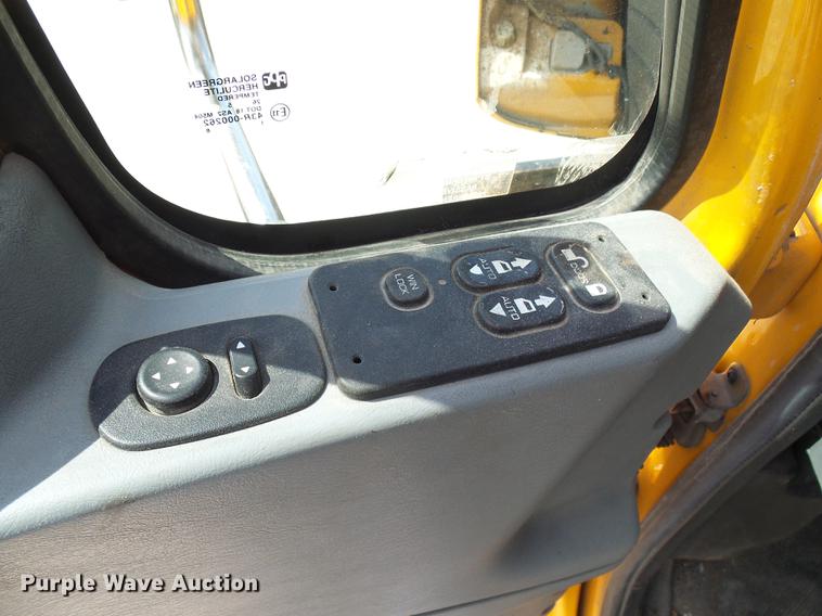 image for item DB2180 2006 International 7400 dump truck