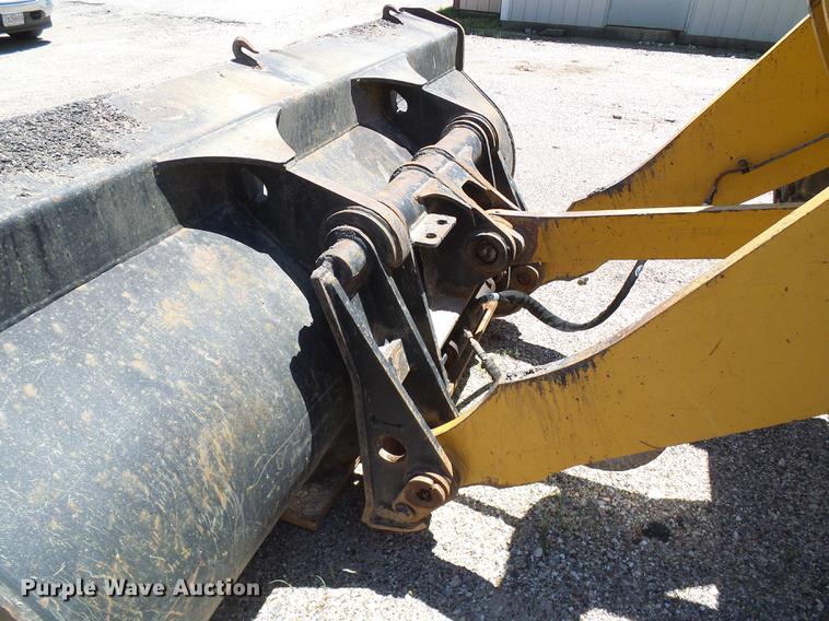 image for item DB2199 2003 John Deere 444H wheel loader