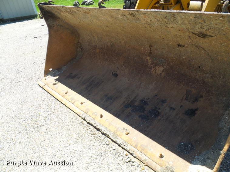 image for item DB2199 2003 John Deere 444H wheel loader