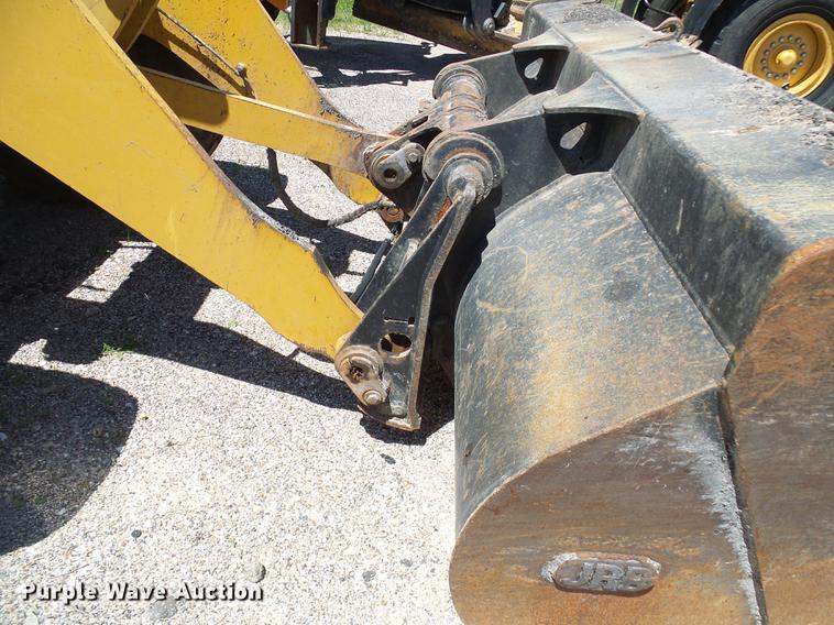 image for item DB2199 2003 John Deere 444H wheel loader