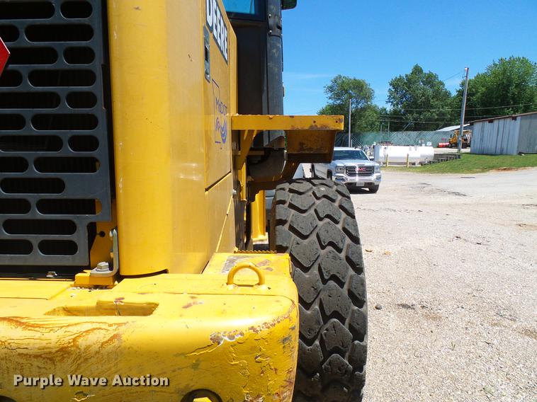image for item DB2199 2003 John Deere 444H wheel loader