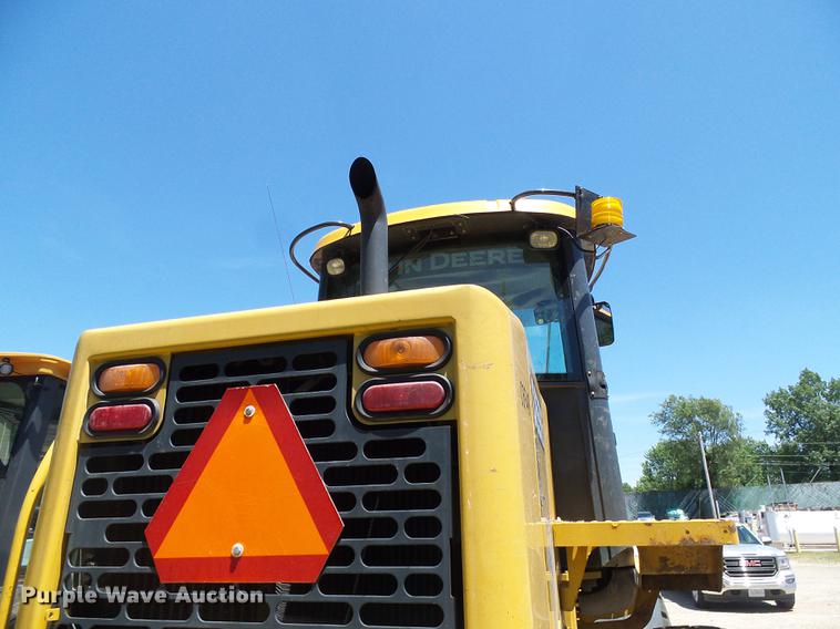 image for item DB2199 2003 John Deere 444H wheel loader