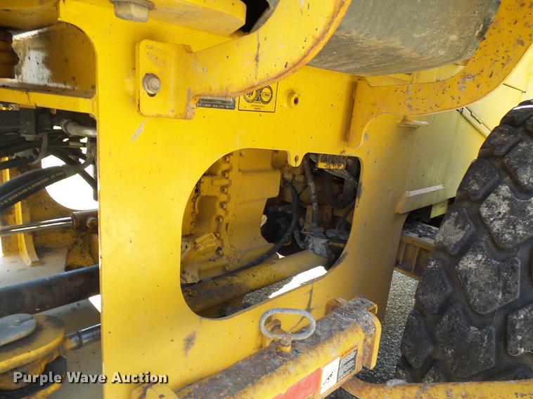 image for item DB2199 2003 John Deere 444H wheel loader