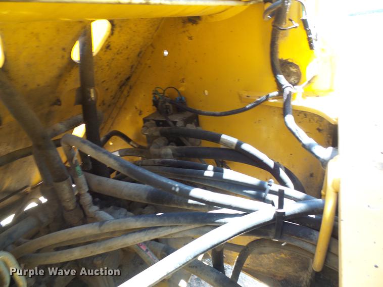 image for item DB2199 2003 John Deere 444H wheel loader