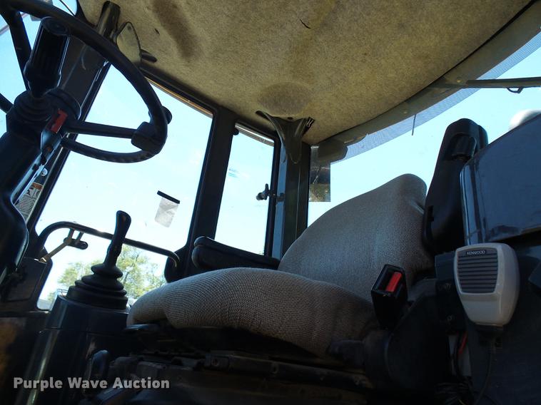 image for item DB2199 2003 John Deere 444H wheel loader