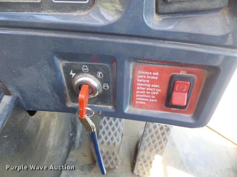 image for item DB2199 2003 John Deere 444H wheel loader