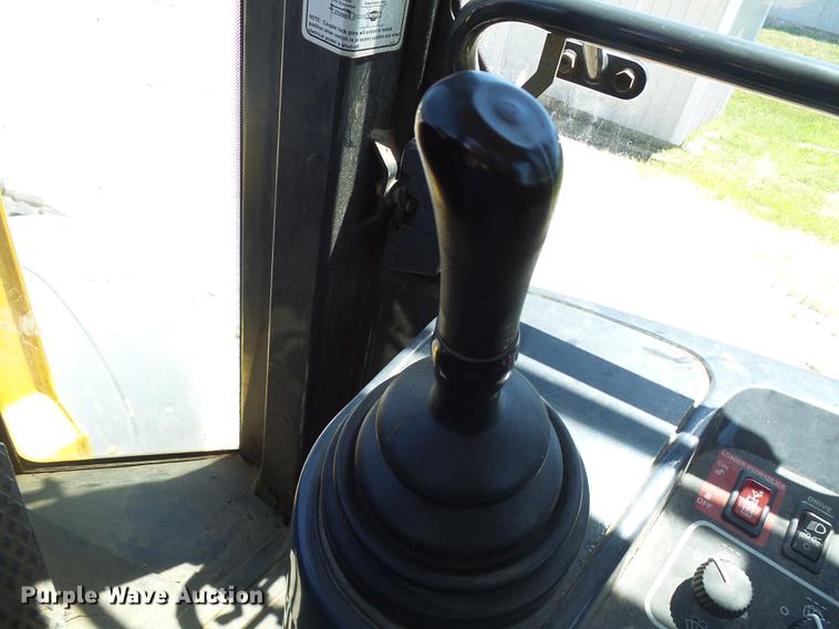 image for item DB2199 2003 John Deere 444H wheel loader