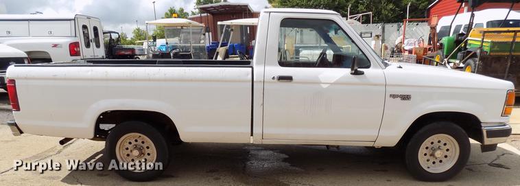 image for item DB9510 1990 Ford Ranger pickup truck