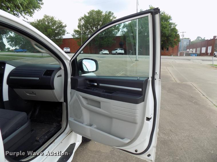 image for item DB9520 2010 Dodge Grand Caravan handicap accessible van