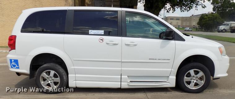 image for item DB9527 2012 Dodge Grand Caravan handicap accessible van