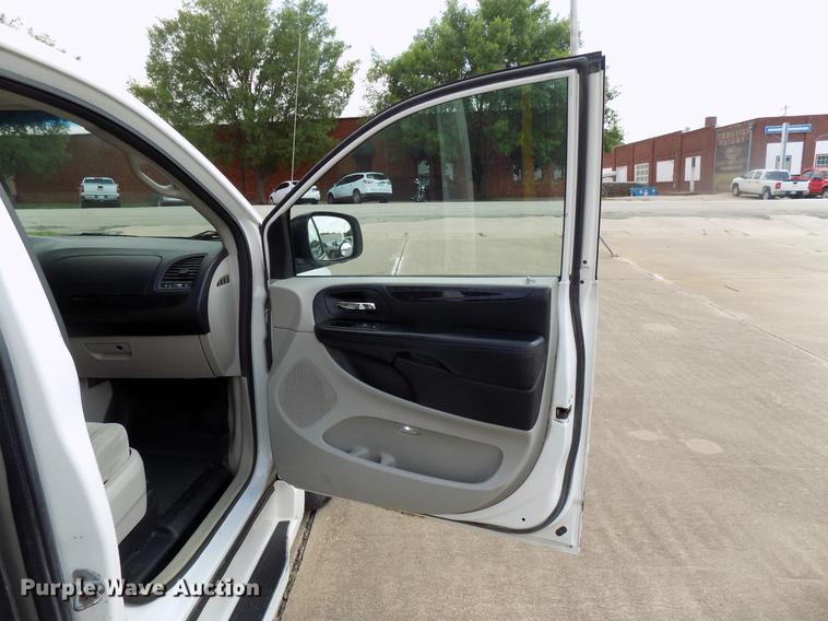 image for item DB9527 2012 Dodge Grand Caravan handicap accessible van