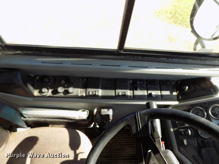 image for item DB9530 2003 Blue Bird All American school bus