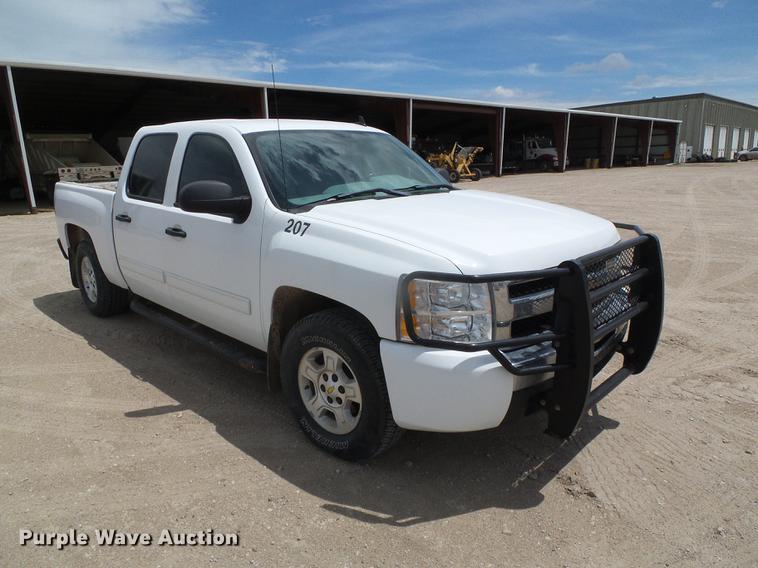 image for item DC5154 2009 Chevrolet Silverado 1500 LT Crew Cab pickup truck