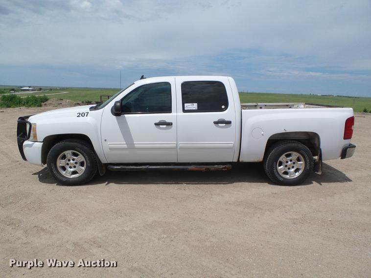 image for item DC5154 2009 Chevrolet Silverado 1500 LT Crew Cab pickup truck