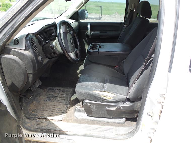 image for item DC5154 2009 Chevrolet Silverado 1500 LT Crew Cab pickup truck