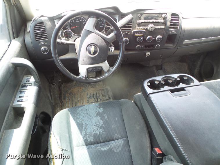 image for item DC5154 2009 Chevrolet Silverado 1500 LT Crew Cab pickup truck