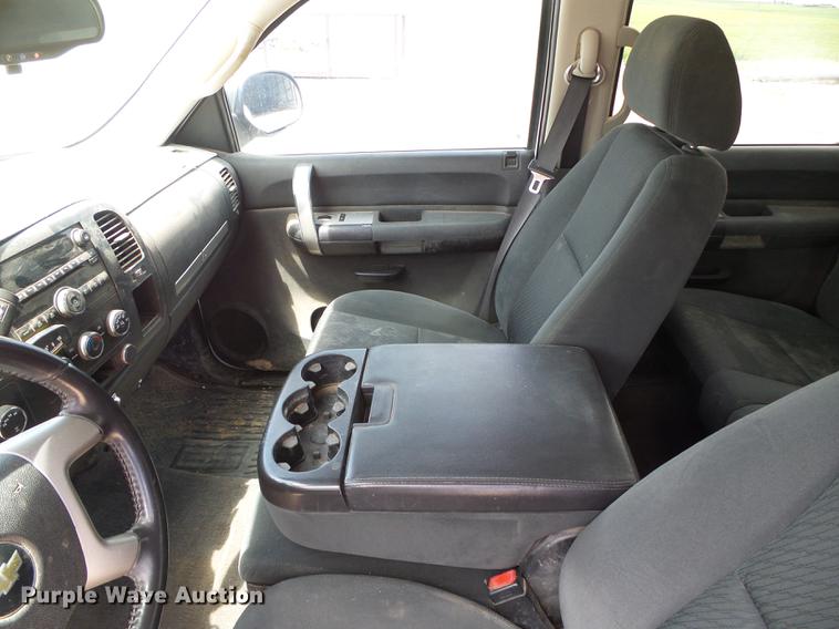 image for item DC5154 2009 Chevrolet Silverado 1500 LT Crew Cab pickup truck