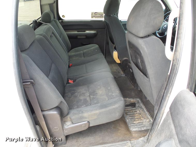 image for item DC5154 2009 Chevrolet Silverado 1500 LT Crew Cab pickup truck