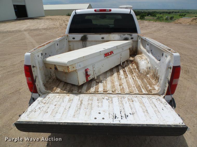 image for item DC5154 2009 Chevrolet Silverado 1500 LT Crew Cab pickup truck