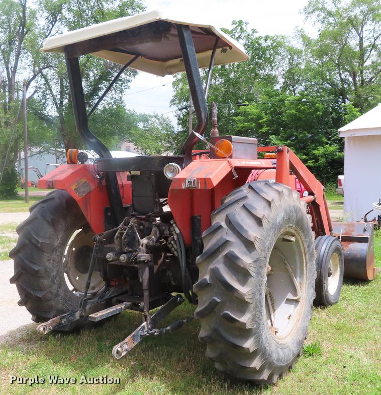 image for item DD6167 1982 Allis Chalmers 6140 tractor