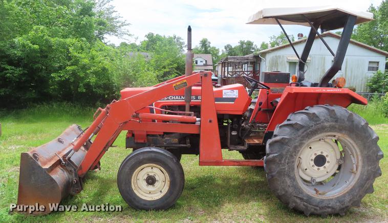 image for item DD6167 1982 Allis Chalmers 6140 tractor
