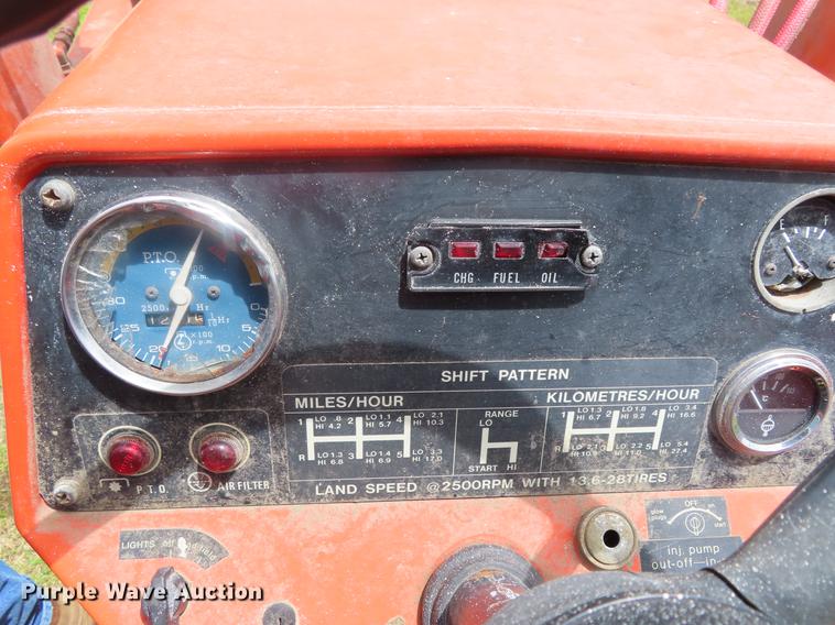 image for item DD6167 1982 Allis Chalmers 6140 tractor