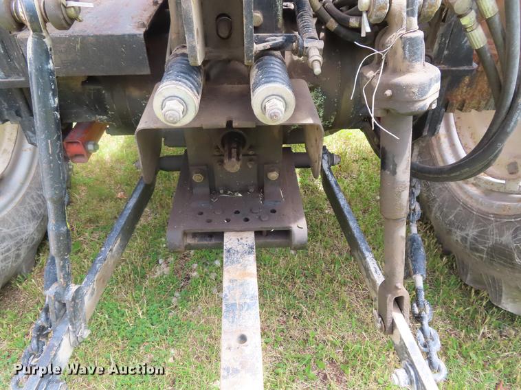 image for item DD6167 1982 Allis Chalmers 6140 tractor