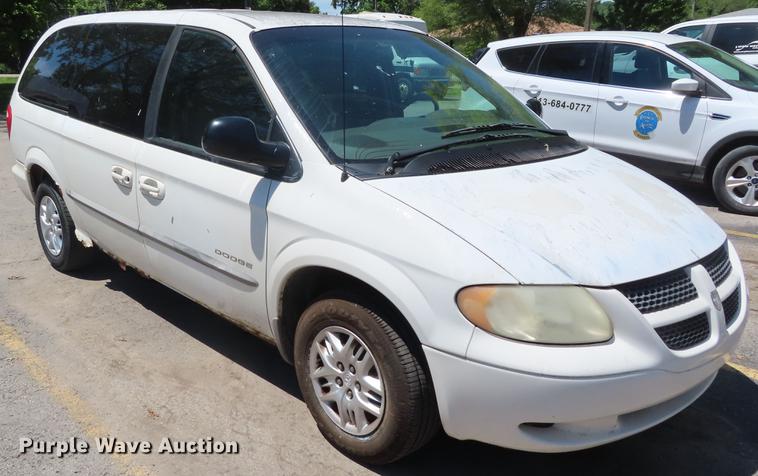 image for item DD6174 2001 Dodge Grand Caravan van
