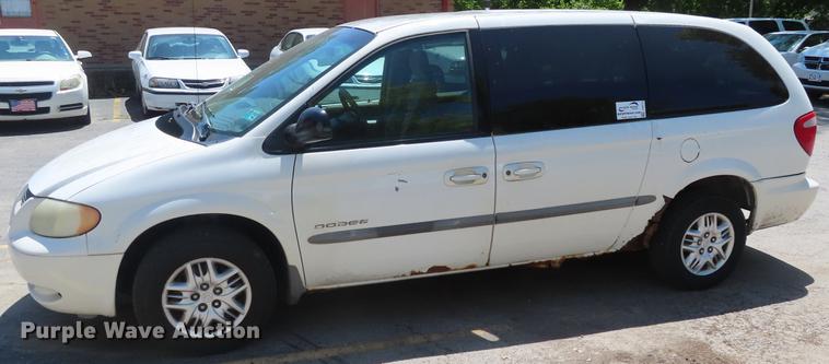 image for item DD6174 2001 Dodge Grand Caravan van
