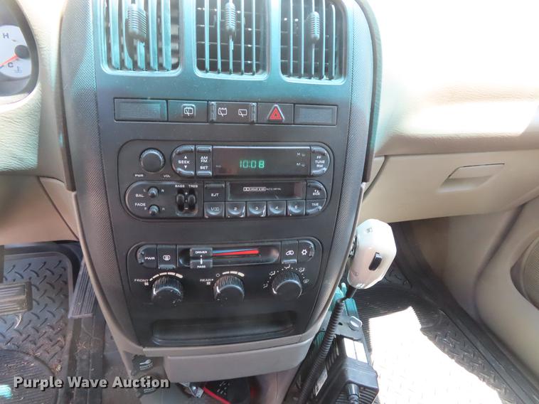 image for item DD6174 2001 Dodge Grand Caravan van