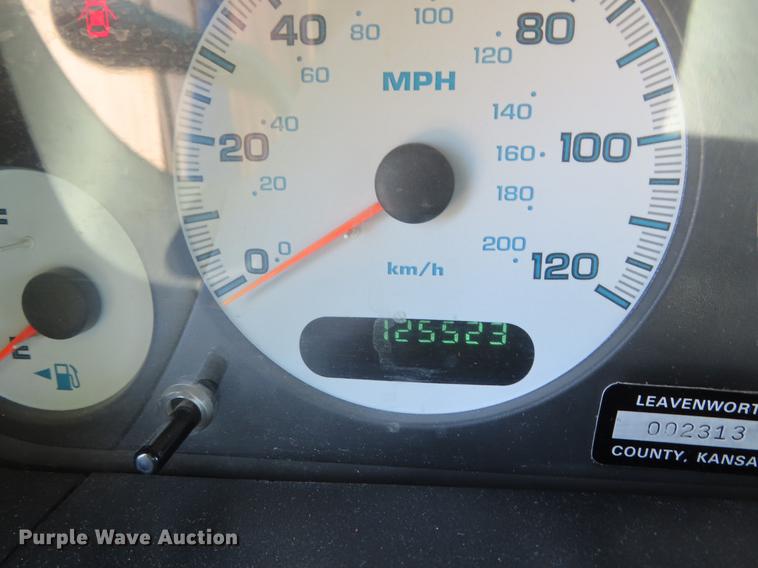 image for item DD6174 2001 Dodge Grand Caravan van