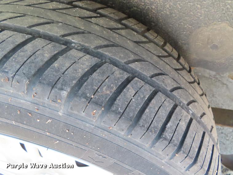 image for item DD6174 2001 Dodge Grand Caravan van